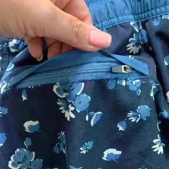 Fair Harbor Bayberry Men’s Bathing Suit size M - Picture 2 of 8